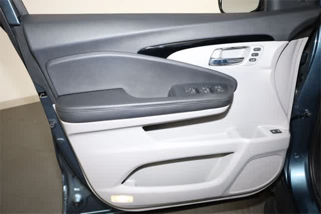 Thumbnail: 2022 Honda Pilot - 13