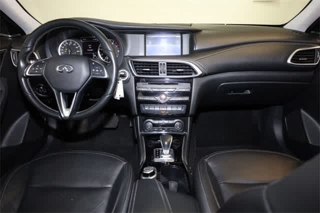 Thumbnail: 2018 INFINITI QX30 - 23