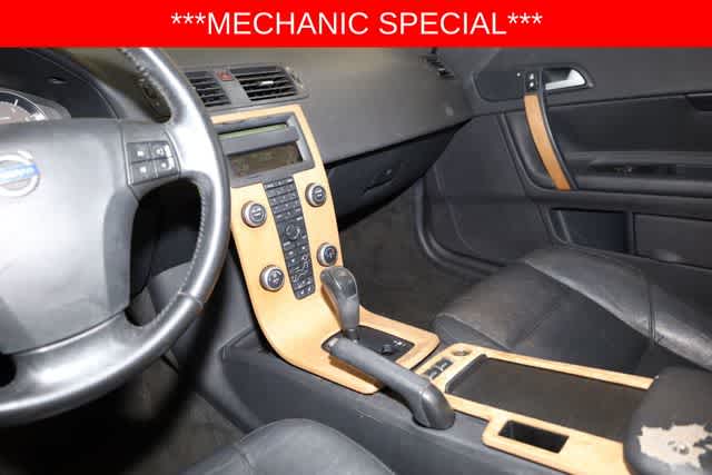 Thumbnail: 2008 Volvo C70 - 16