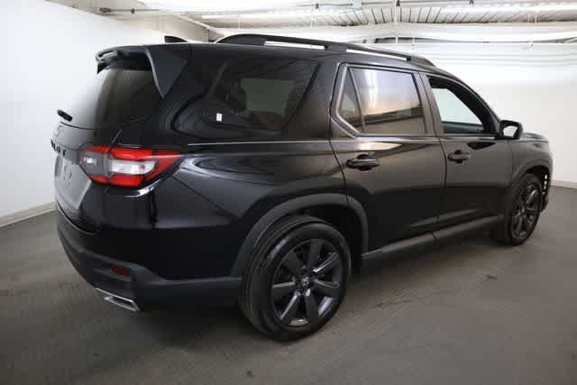 Thumbnail: 2023 Honda Pilot - 8