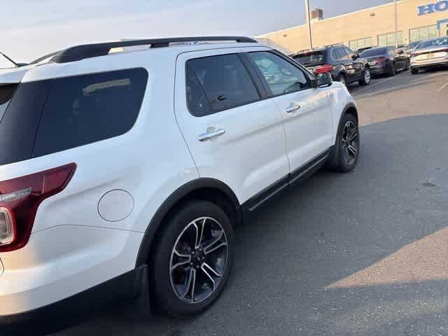 Thumbnail: 2014 Ford Explorer - 10