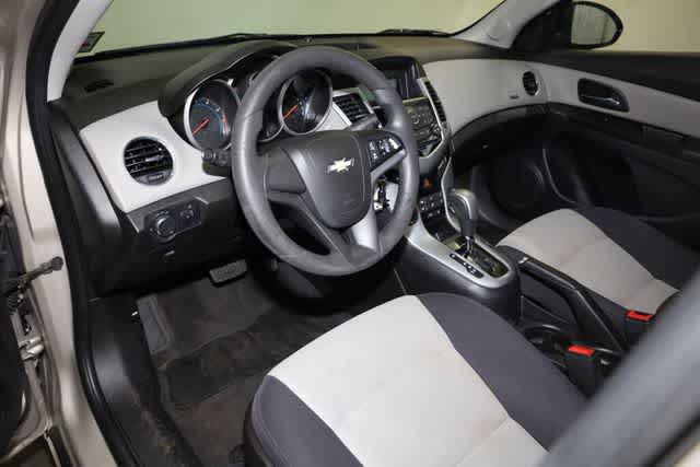 Thumbnail: 2014 Chevrolet Cruze - 14