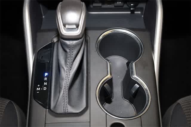 2021 Toyota Highlander LE 31