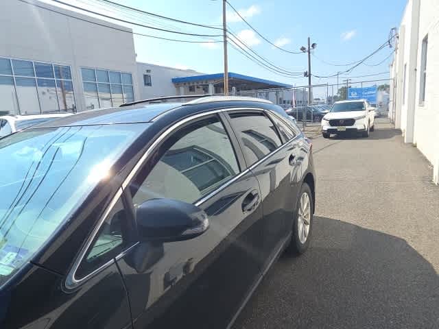Thumbnail: 2013 Toyota Venza - 3