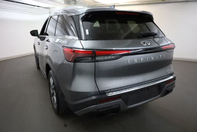 Thumbnail: 2023 INFINITI QX60 - 4