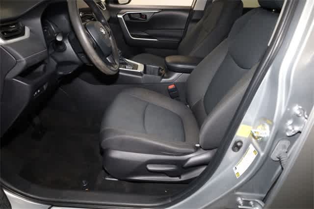 Thumbnail: 2023 Toyota RAV4 - 15