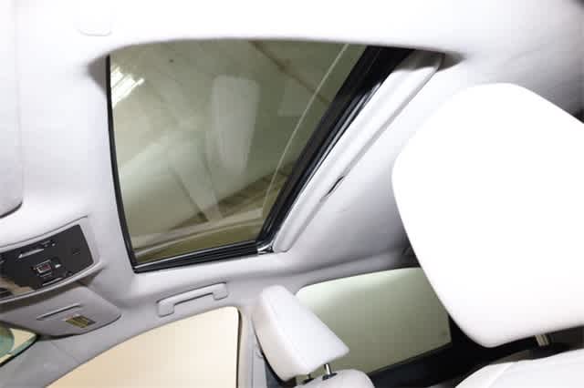 Thumbnail: 2020 Lexus RX - 27