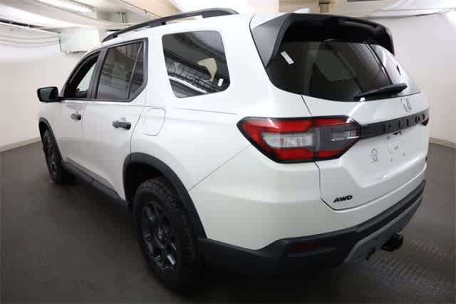 Thumbnail: 2024 Honda Pilot - 4