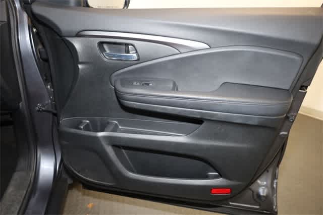 Thumbnail: 2022 Honda Pilot - 22