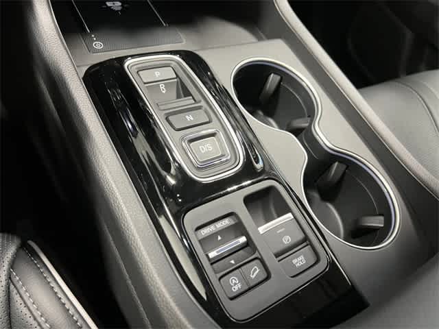 2025 Honda Pilot Elite 18
