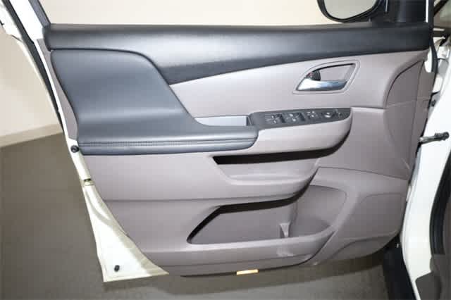 Thumbnail: 2016 Honda Odyssey - 13