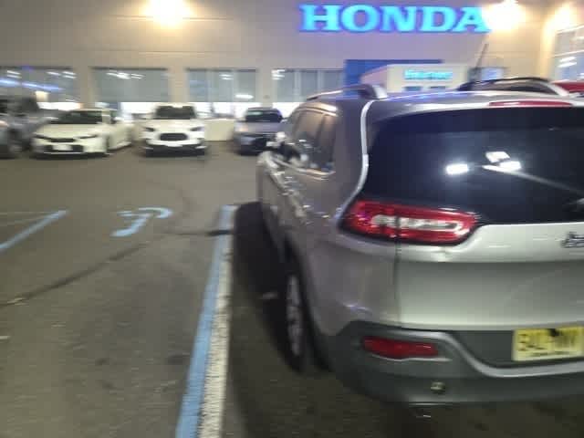 Thumbnail: 2014 Jeep Cherokee - 8