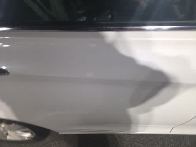 Thumbnail: 2011 Hyundai Sonata - 32