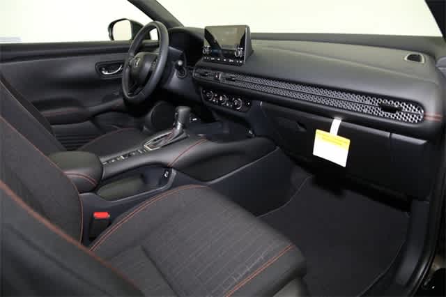 Thumbnail: 2025 Honda HR-V - 32