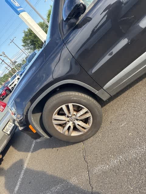 Thumbnail: 2015 Volkswagen Tiguan - 14