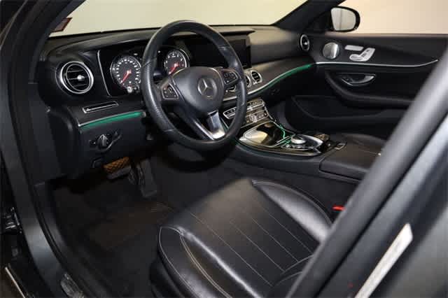 Thumbnail: 2017 Mercedes-Benz E-Class - 14