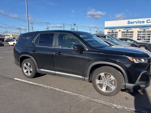 Thumbnail: 2023 Honda Pilot - 14