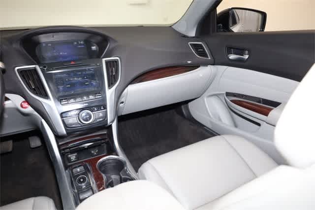 Thumbnail: 2015 Acura TLX - 18