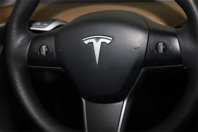 Thumbnail: 2022 Tesla Model 3 - 30