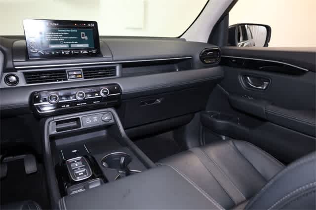 Thumbnail: 2023 Honda Pilot - 20