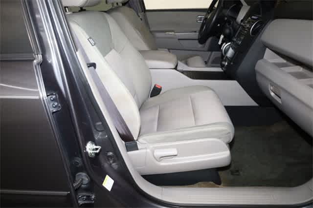 Thumbnail: 2015 Honda Pilot - 20