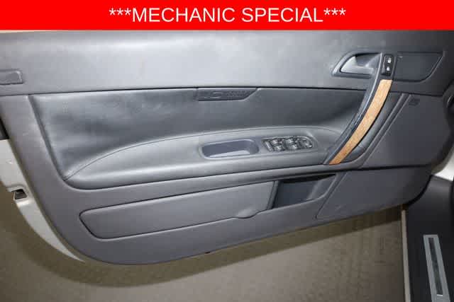 Thumbnail: 2008 Volvo C70 - 13