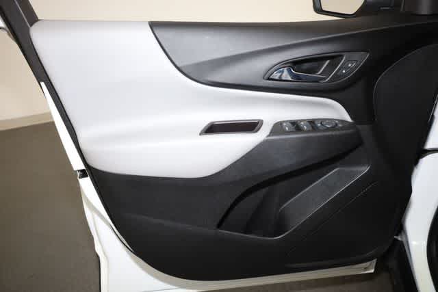 Thumbnail: 2023 Chevrolet Equinox - 13