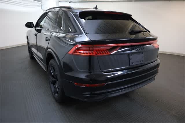 2022 Audi Q8 Premium 5