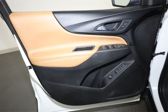 Thumbnail: 2018 Chevrolet Equinox - 13