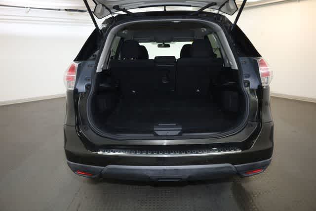 Thumbnail: 2016 Nissan Rogue - 30