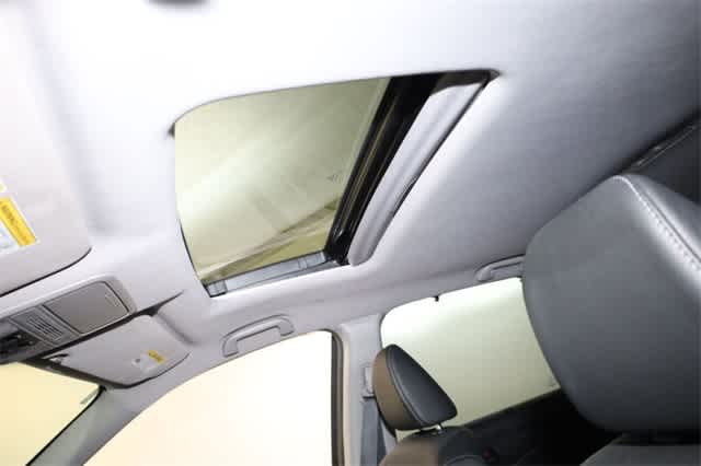 Thumbnail: 2022 Honda Pilot - 28