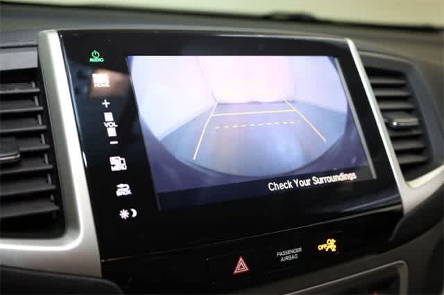 Thumbnail: 2016 Honda Pilot - 25