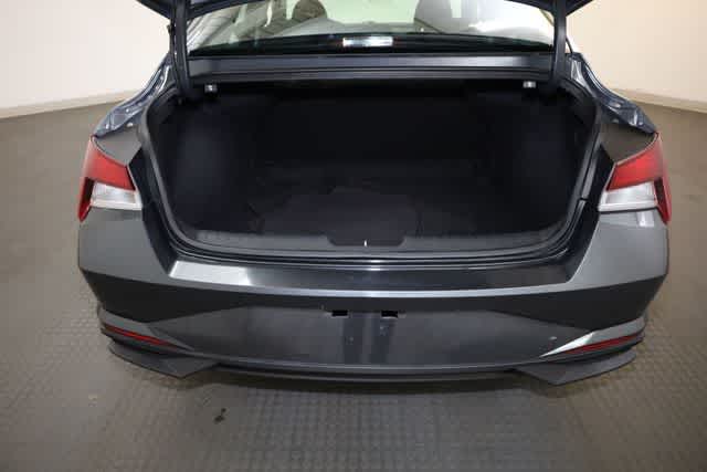 Thumbnail: 2021 Hyundai Elantra - 30