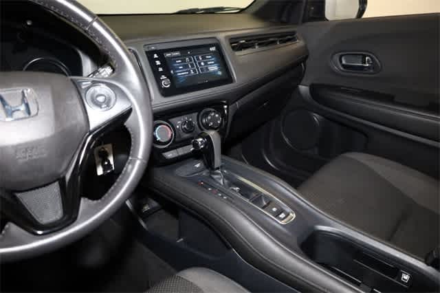 Thumbnail: 2019 Honda HR-V - 23