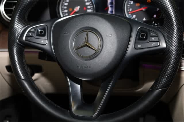Thumbnail: 2017 Mercedes-Benz E-Class - 33