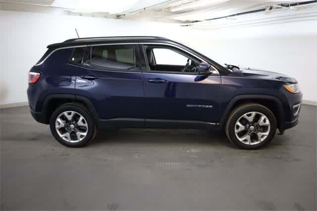 Thumbnail: 2019 Jeep Compass - 9