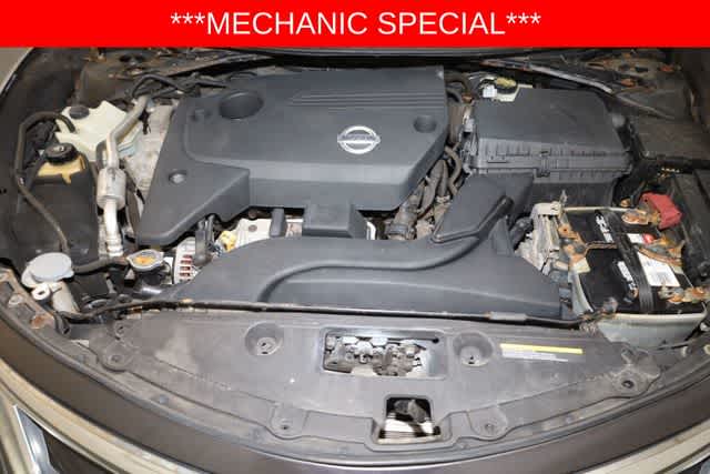 Thumbnail: 2013 Nissan Altima - 33