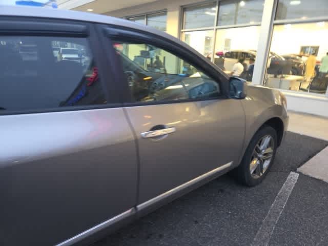 2011 Nissan Rogue S 14