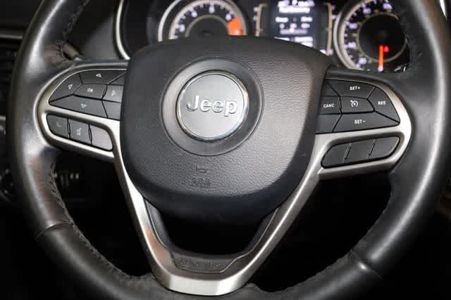Thumbnail: 2019 Jeep Cherokee - 30