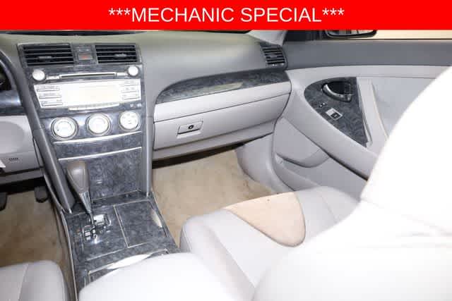 Thumbnail: 2010 Toyota Camry - 23