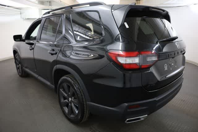 Thumbnail: 2023 Honda Pilot - 4