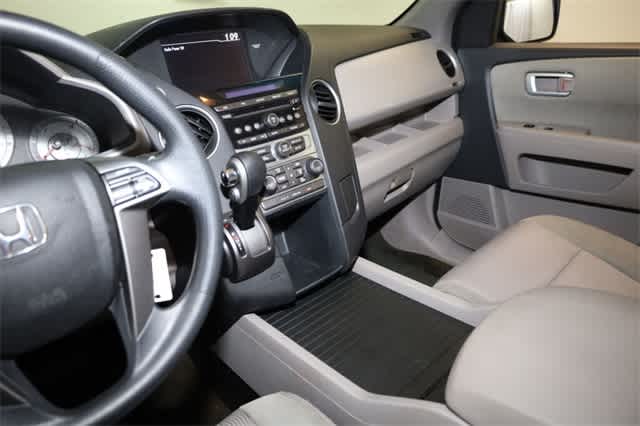 Thumbnail: 2015 Honda Pilot - 23