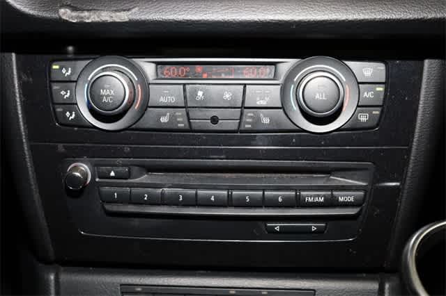 Thumbnail: 2013 BMW X1 - 30