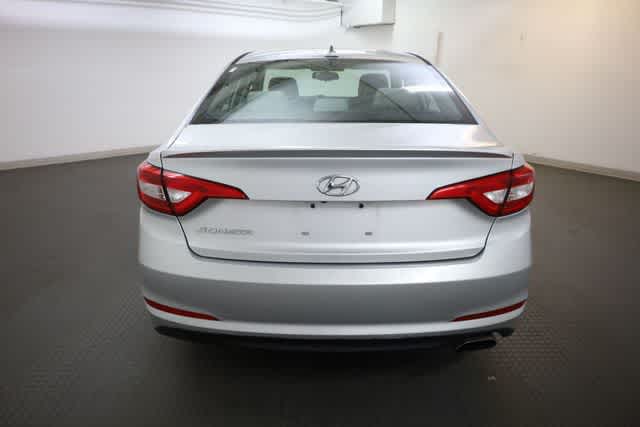 Thumbnail: 2017 Hyundai Sonata - 6