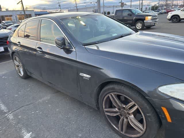 Thumbnail: 2013 BMW 5 Series - 13