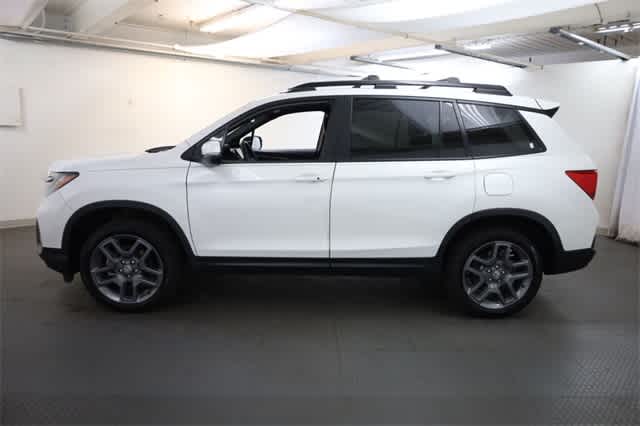 Thumbnail: 2022 Honda Passport - 3