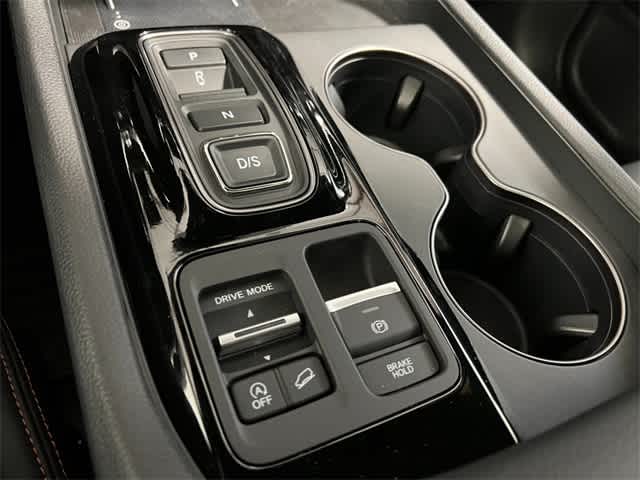 Thumbnail: 2025 Honda Pilot - 18