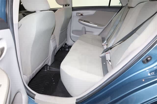 Thumbnail: 2013 Toyota Corolla - 21