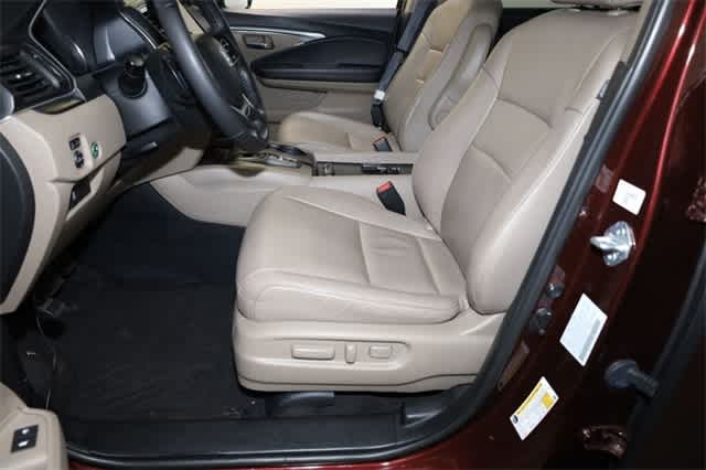 Thumbnail: 2022 Honda Pilot - 16