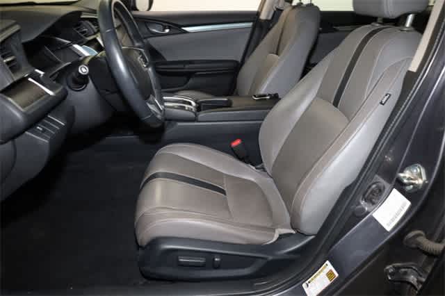 Thumbnail: 2017 Honda Civic - 15